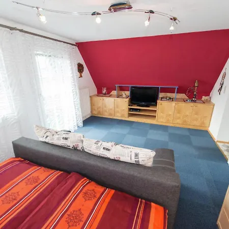 Apartment In Troepolach Near Nassfeld Gondola Tröpolach