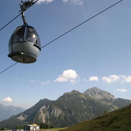 Apartment In Troepolach Near Nassfeld Gondola * Tröpolach