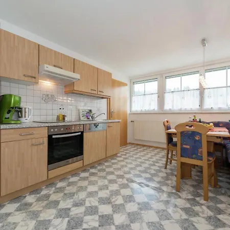 Daire Apartment In Troepolach Near Nassfeld Gondola