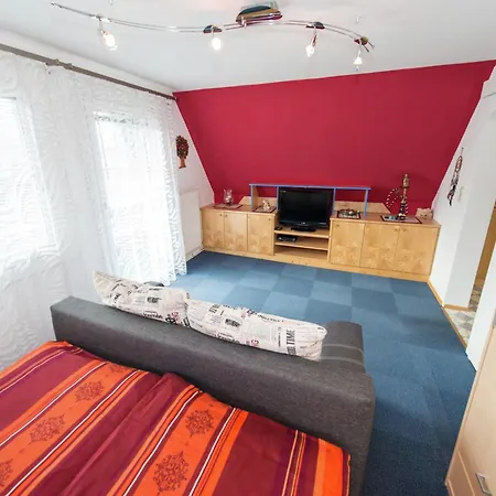 Apartment In Troepolach Near Nassfeld Gondola Tröpolach